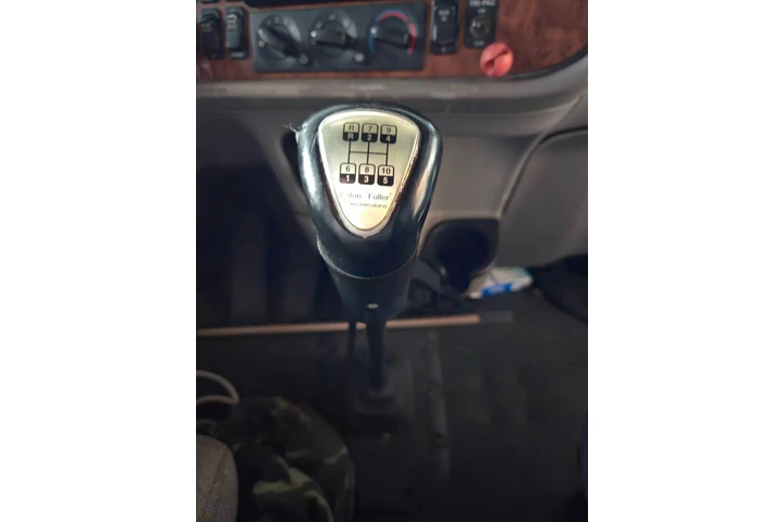 $28000 : Se Vende 2009 Peterbilt image 5