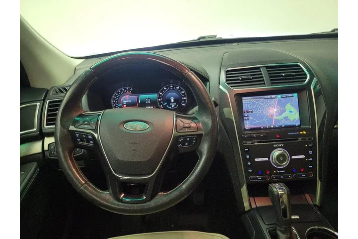 $20998 : Ford Explorer 2016 AWD Plati image 10