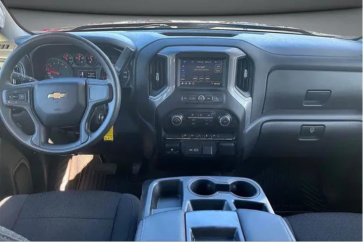 $25500 : Chevrolet Silverado 1500 202 image 8