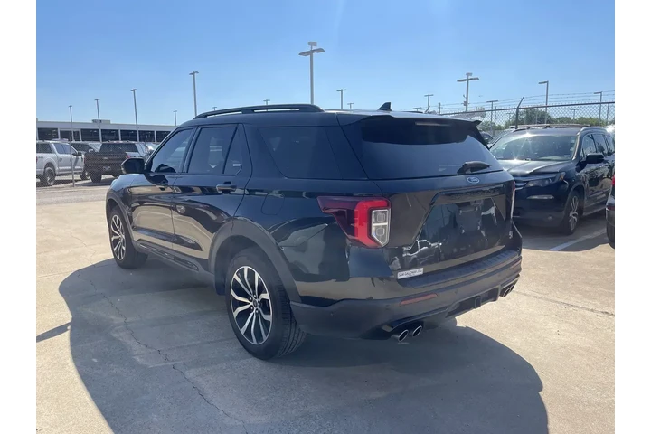 $30159 : Ford Explorer 2020 AWD ST 4d image 4