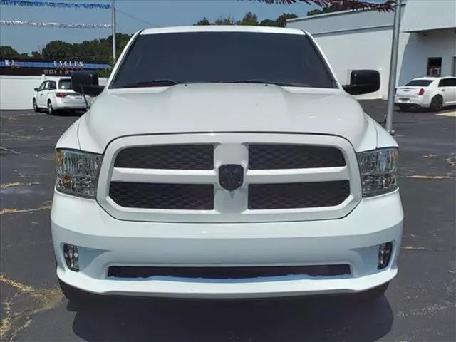 $17790 : 2015 RAM 1500 CREW CAB2015 RA image 9