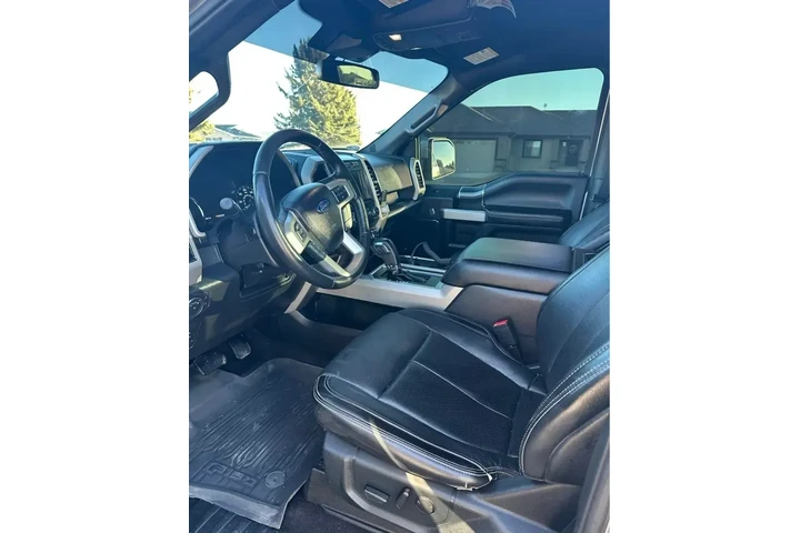 $35999 : Ford F-150 2020 4x4 Lariat 4 image 2