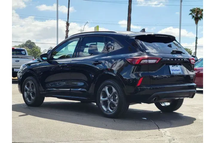 $22900 : Ford Escape 2023 AWD ST-Line image 2