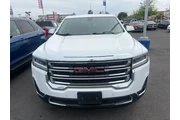 $23988 : GMC Acadia 2023 4x4 SLT 4dr thumbnail