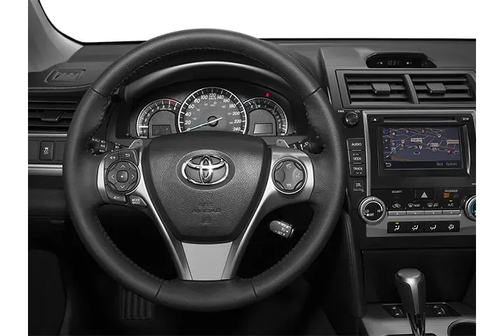 $14296 : 2013 Camry SE image 4