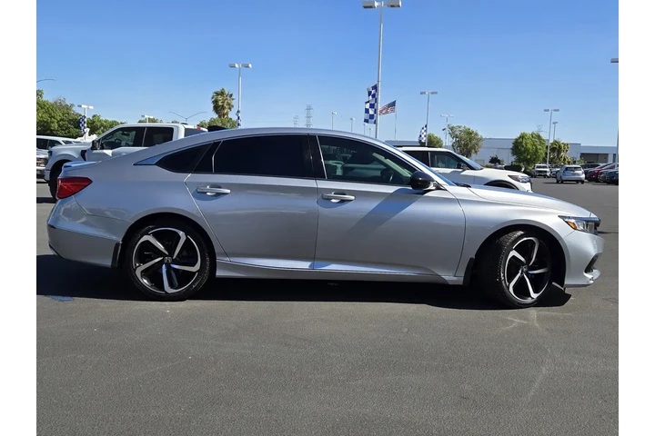$25990 : Honda Accord 2021 Sport Spec image 3