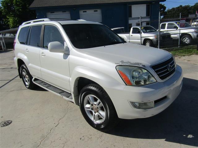 $12895 : 2005 GX 470 image 2