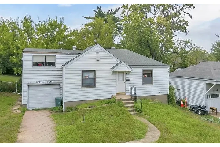 $800 : HOUSE FOR RENT IN MISSOURI MO image 3