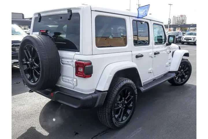 $32875 : Jeep Wrangler Unlimited 2021 image 8