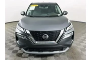 $19500 : Nissan Rogue 2023 SV 4dr Cro thumbnail