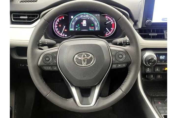 $34998 : Toyota RAV4 2024 AWD XLE Pre image 10