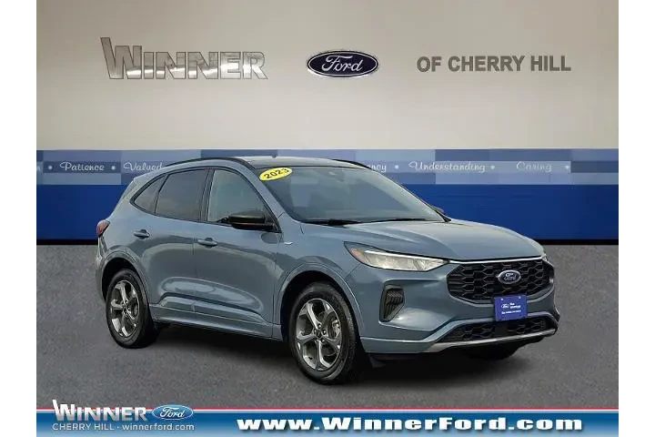 $23995 : Ford Escape 2023 AWD ST-Line image 1