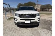 $16495 : 2017 Explorer XLT thumbnail