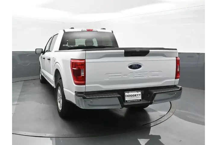 $31607 : Ford F-150 2023 4x2 XLT 4dr image 8