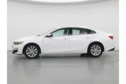 $20998 : Chevrolet Malibu 2024 LT 4dr thumbnail