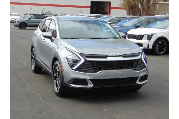 $25033 : Kia Sportage 2025 LX 4dr SUV image 9