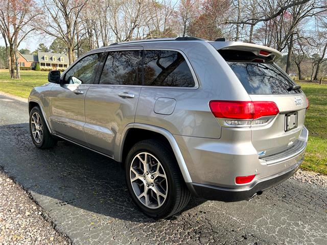 $20977 : 2018 Grand Cherokee Limited image 4