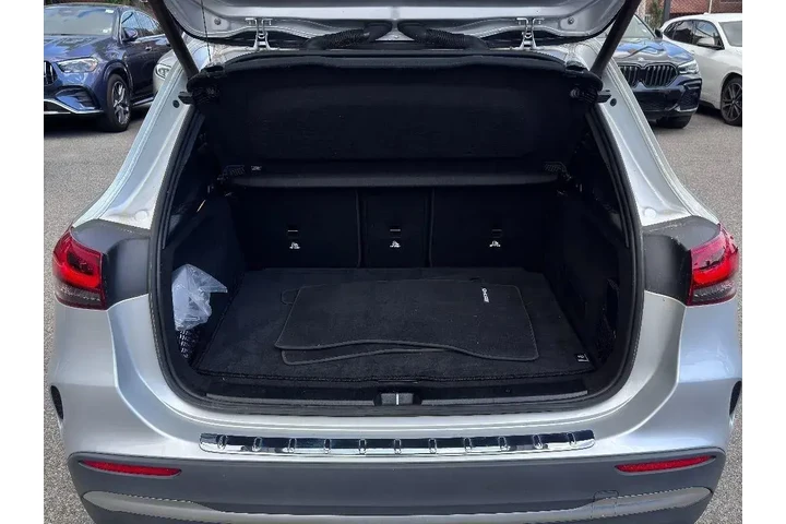 $31895 : Mercedes-Benz GLA 2022 AWD A image 8