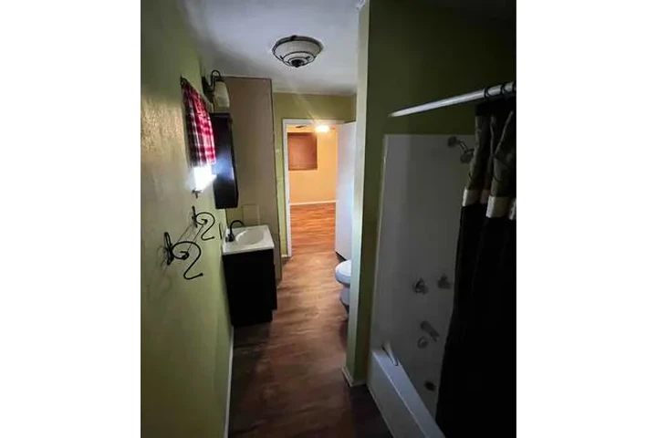 $850 : 1br - Cute and cozy duplex! Ni image 5