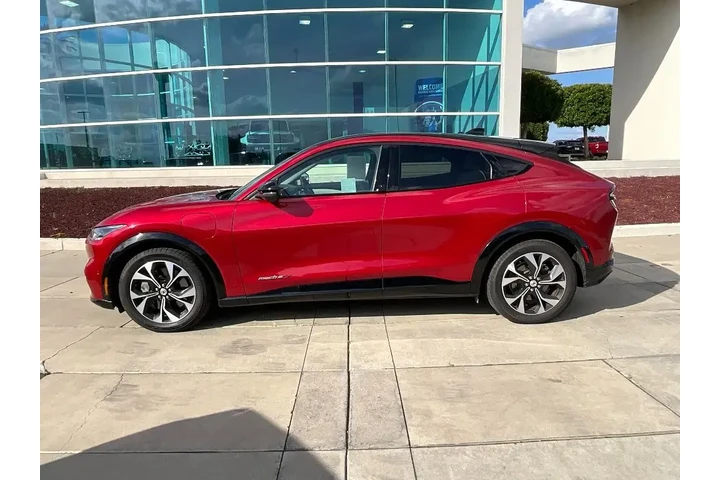 $22900 : Ford Mustang Mach-E 2022 Pre image 2