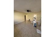 $2100 : CUDAHY RENTO APTO thumbnail