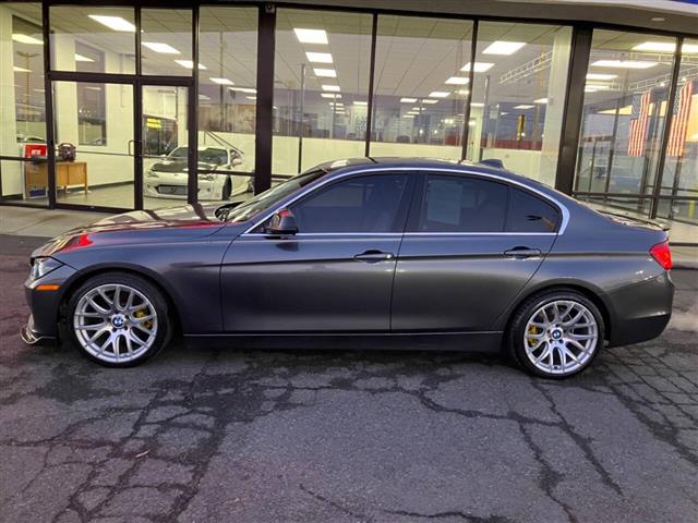 $7999 : 2012 BMW 3 Series image 2