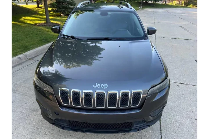 $7997 : 2019 Cherokee Latitude Plus image 3