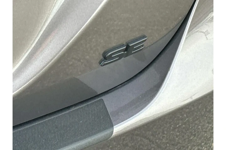 $27250 : Toyota Camry 2024 SE 4dr Sed image 6