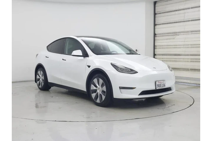 $32998 : Tesla Model Y 2022 AWD Long image 1