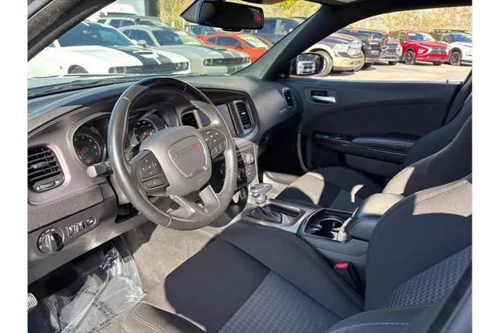 $28498 : Dodge Charger 2023 GT 4dr Se image 10