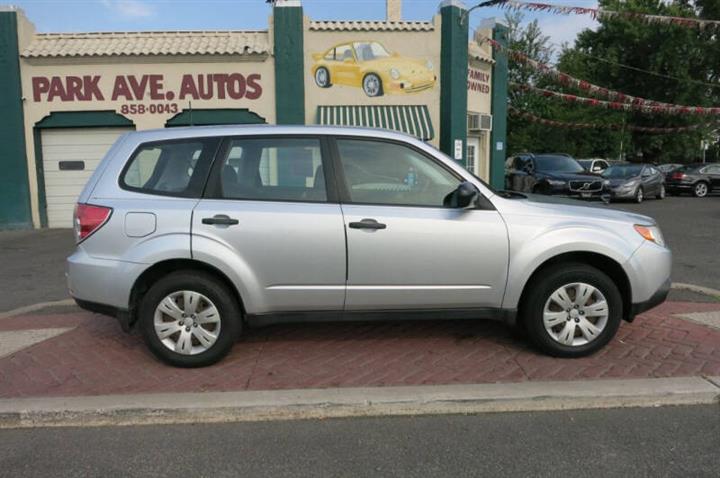 $5495 : 2011 Forester 2.5X image 3