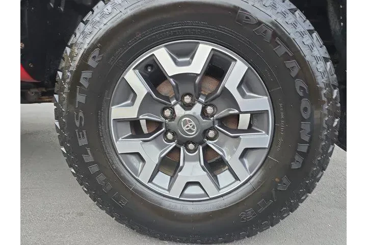 $39995 : Toyota Tacoma 2022 4x4 TRD P image 6