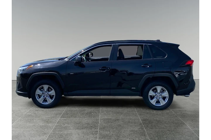 $32715 : Toyota RAV4 Hybrid 2024 AWD image 2