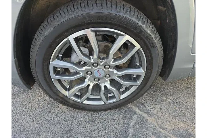 $29999 : GMC Terrain 2024 AWD Denali image 3