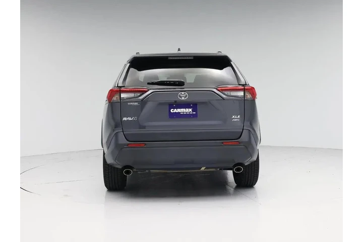 $26998 : Toyota RAV4 2020 AWD XLE Pre image 6