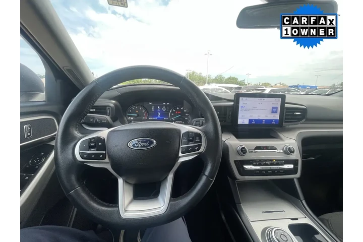 $30359 : Ford Explorer 2023 AWD XLT 4 image 6