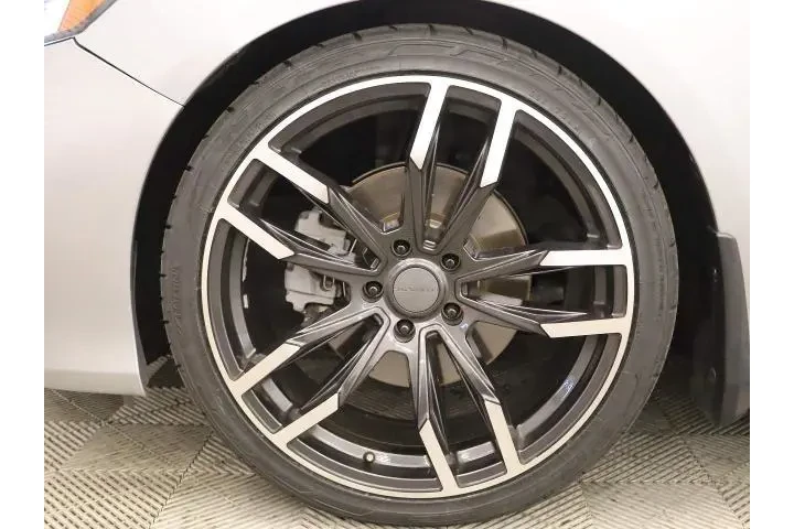 $18957 : Honda Accord 2018 Touring 4d image 4