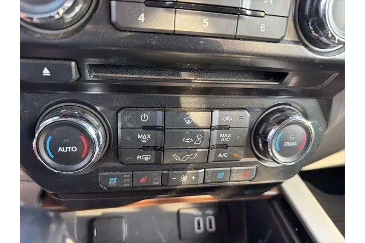 $22992 : Ford F-150 2016 4x2 Lariat 4 image 10