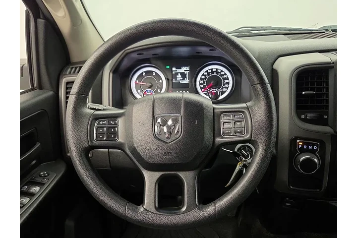 $22998 : Ram 1500 Classic 2019 4x2 Tr image 10