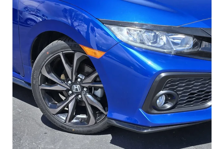 $22588 : Honda Civic 2018 Sport 4dr H image 9