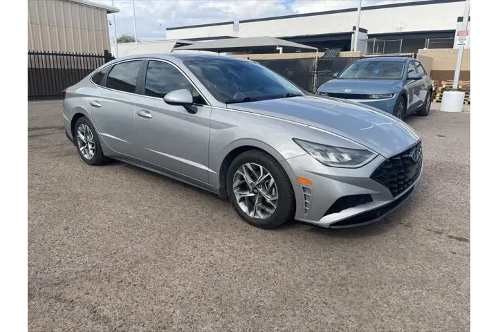 $17987 : Hyundai SONATA 2023 SEL 4dr image 2