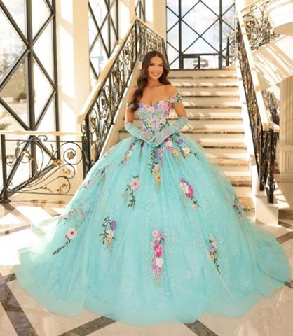 Elegancia en vestidos de XV👗 image 2