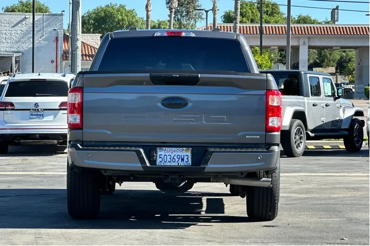 $35995 : Ford F-150 2023 4x2 XL 4dr S image 5