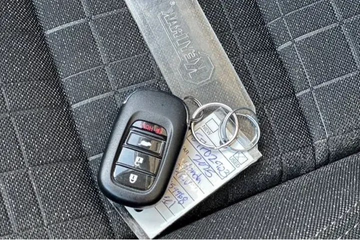 $24994 : Honda HR-V 2025 AWD LX 4dr C image 10