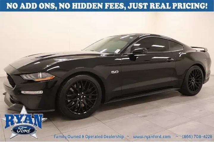 Ford Mustang 2019 GT Premium image 2