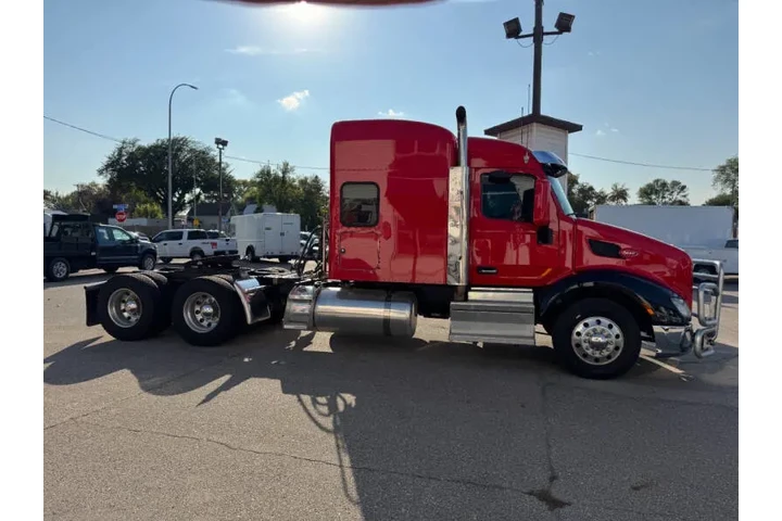 $49990 : 2018 Peterbilt 579 image 6