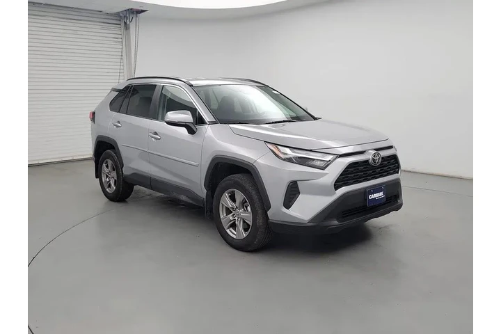 $32998 : Toyota RAV4 2025 AWD XLE 4dr image 1