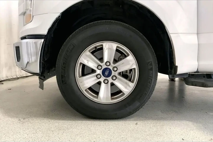 $25991 : Ford F-150 2016 4x2 XLT 4dr image 6