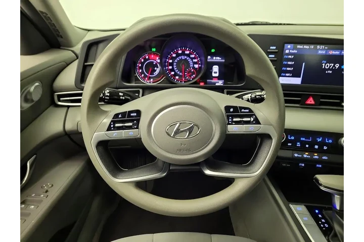 $18998 : Hyundai ELANTRA 2021 SEL 4dr image 10