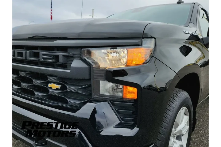 $32956 : 2023 Silverado 1500 Custom image 10